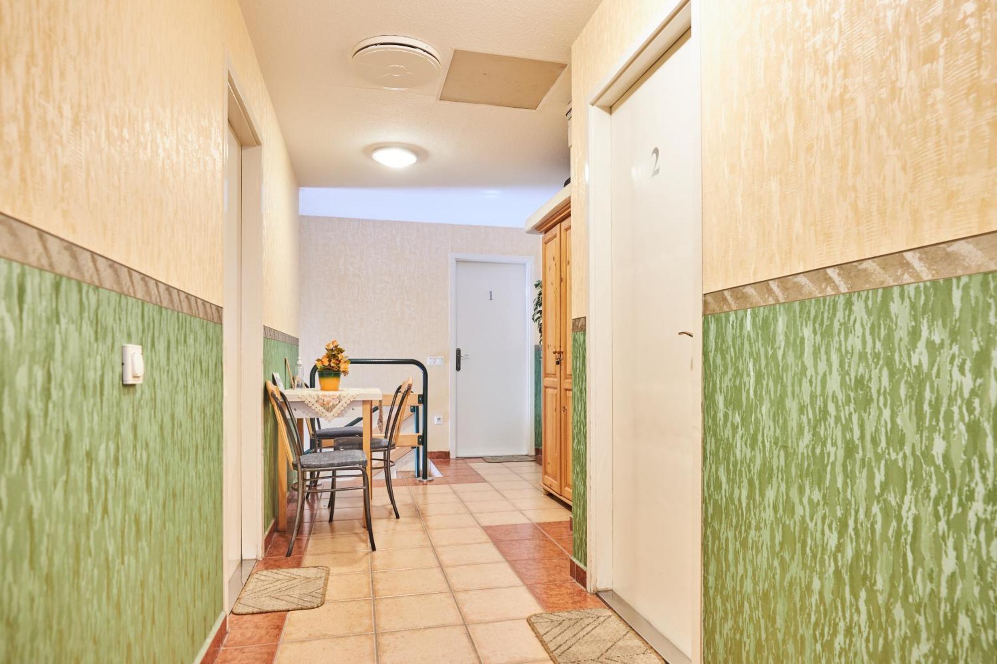 ADA Apartmanház Hajdúszoboszló Esterno foto