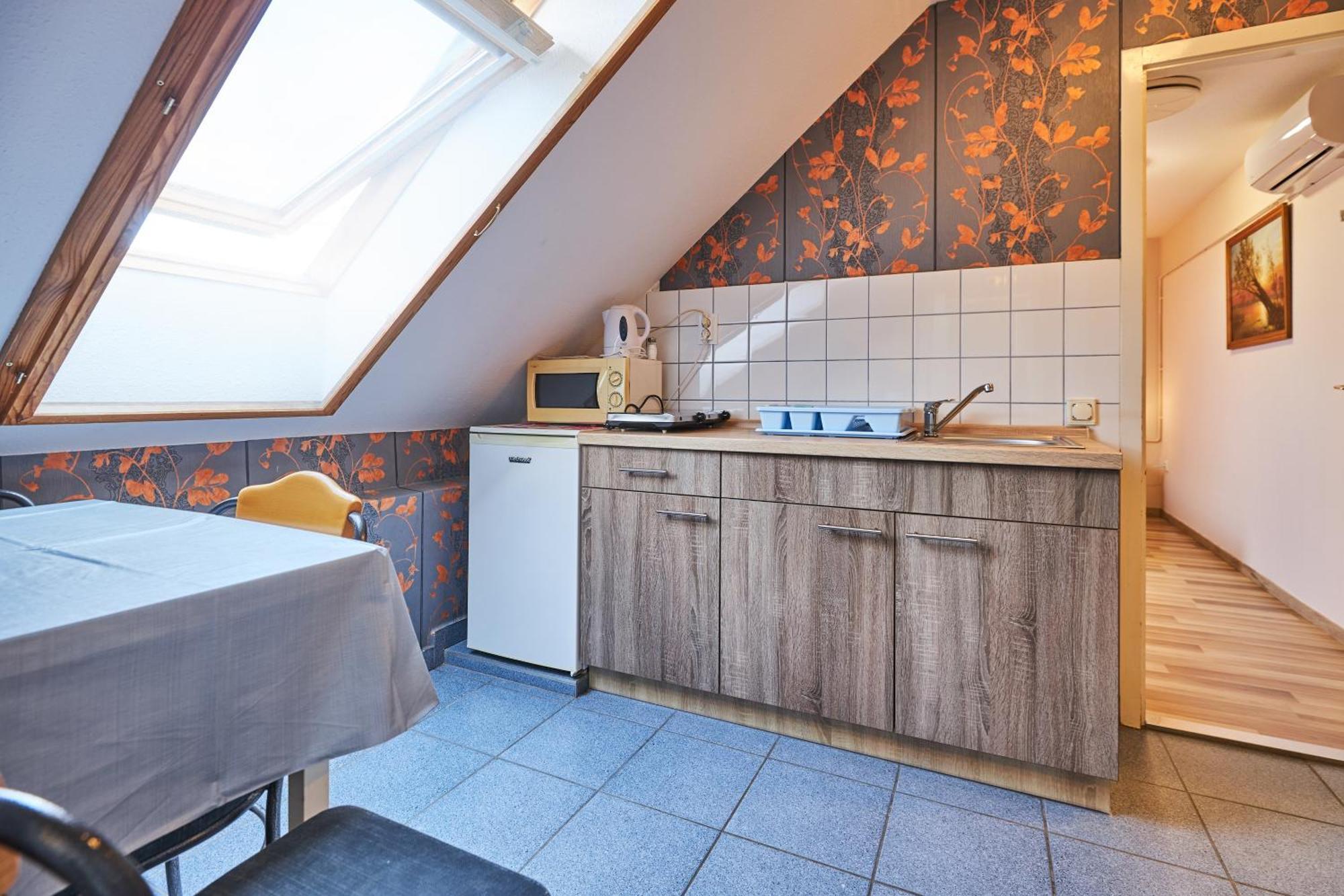 ADA Apartmanház Hajdúszoboszló Esterno foto